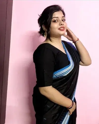 Call Girl in Hodal